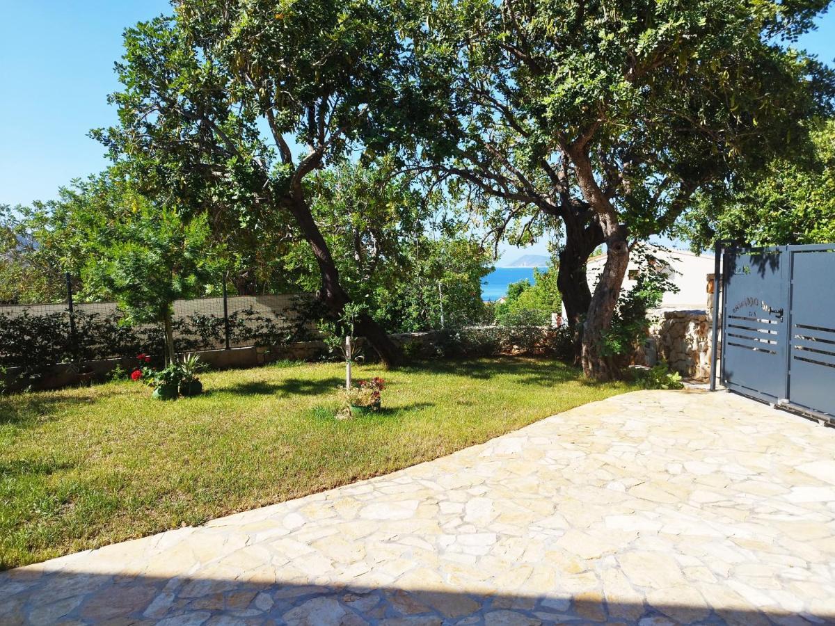 M&D Appartments Komiža Εξωτερικό φωτογραφία